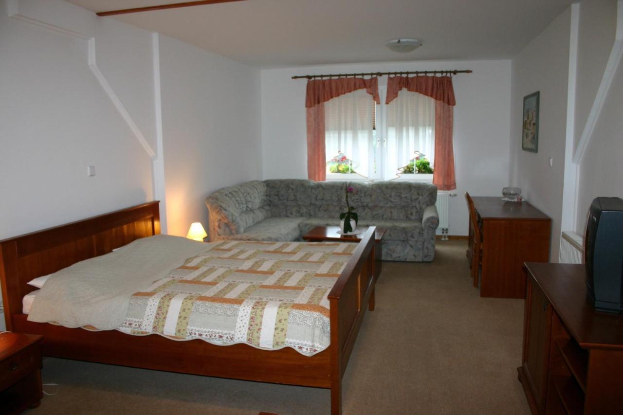 Gostisce - Guest House Stari Hrast Ljutomer Bilik gambar